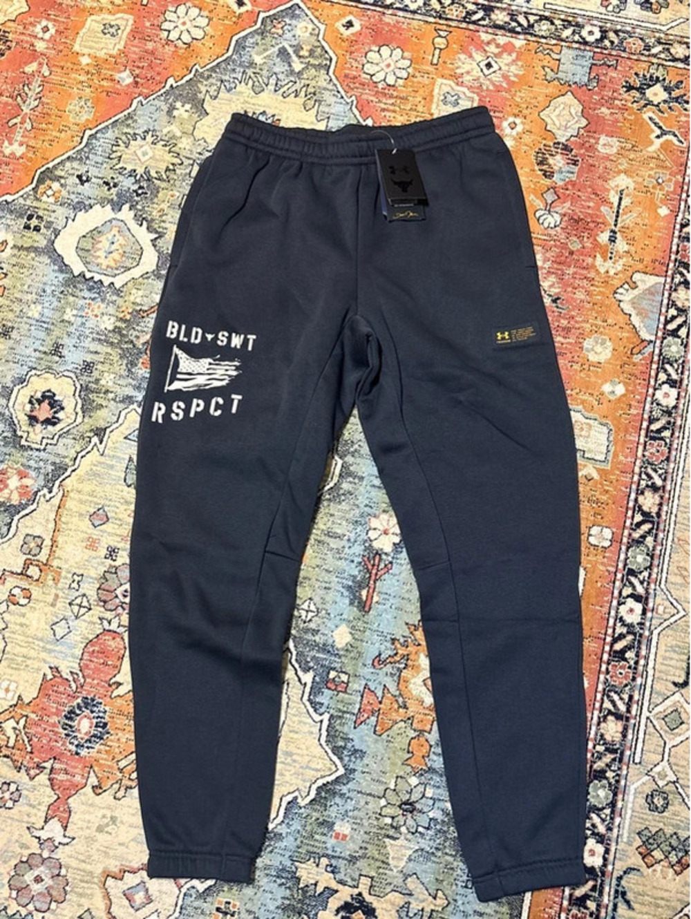 Under Armour Project Rock Veteran’s Day Jogger Sweatpants Men’s M NWT